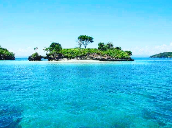 Rinjani Hero: Best Rinjani Trekking Company ❖ Rinjani Tour Package. We offer a variety of Mount Rinjani Trekking Tour Package & Lombok To Labuan Bajo Boat Trip.