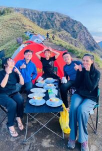 best senaru trekking guid for fun