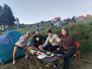 best time to hike mount rinjani