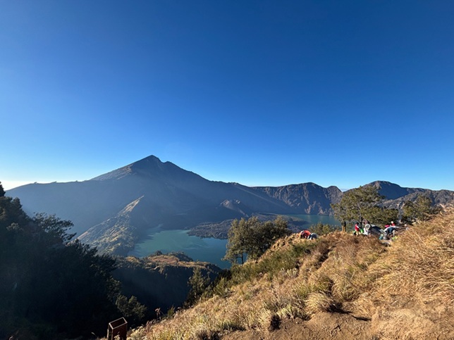 Rinjani trekking tour
