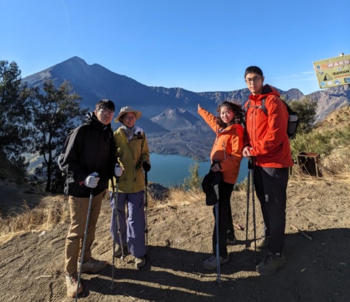Rinjani crater rim